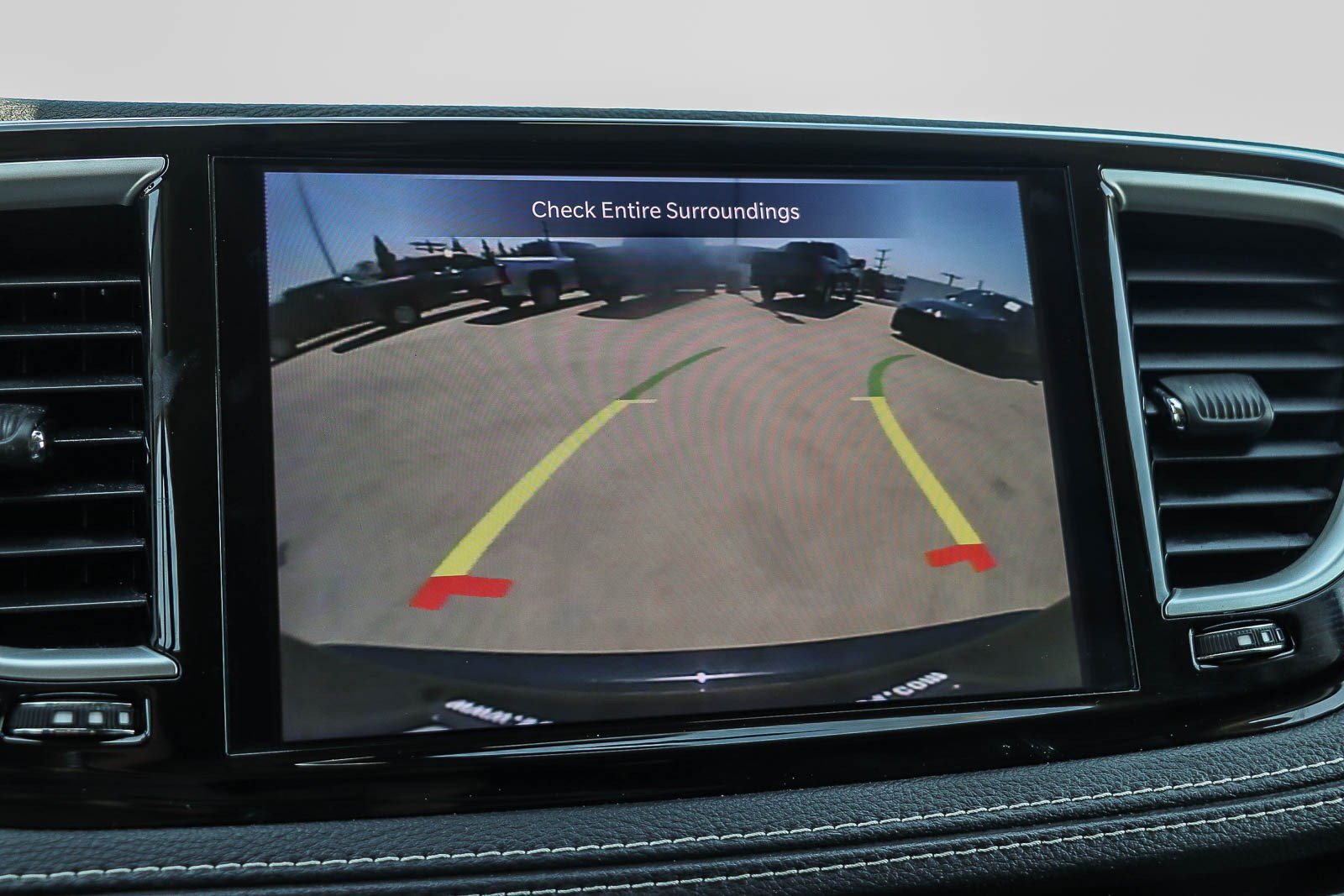 Used 2022 Chrysler Pacifica Touring-L FWD image 25