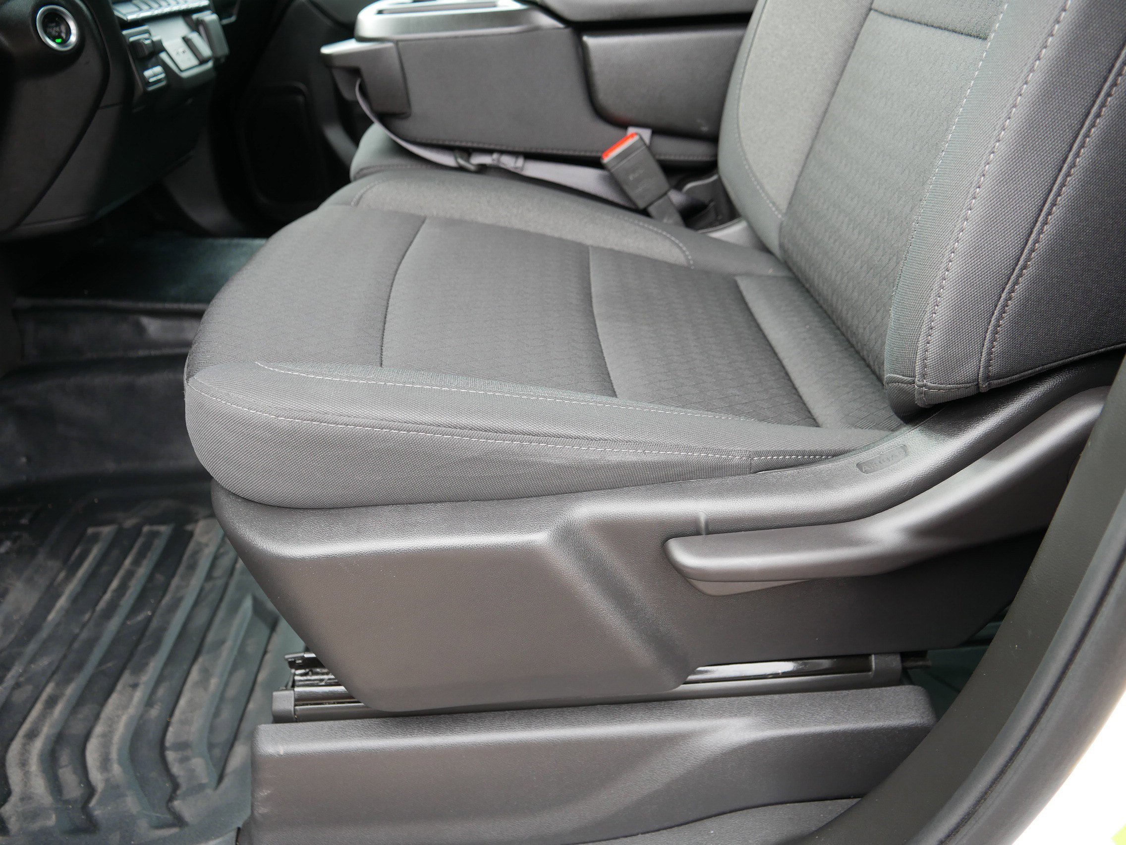 Used 2025 GMC Sierra 2500 Pro w/ Convenience Package image 20