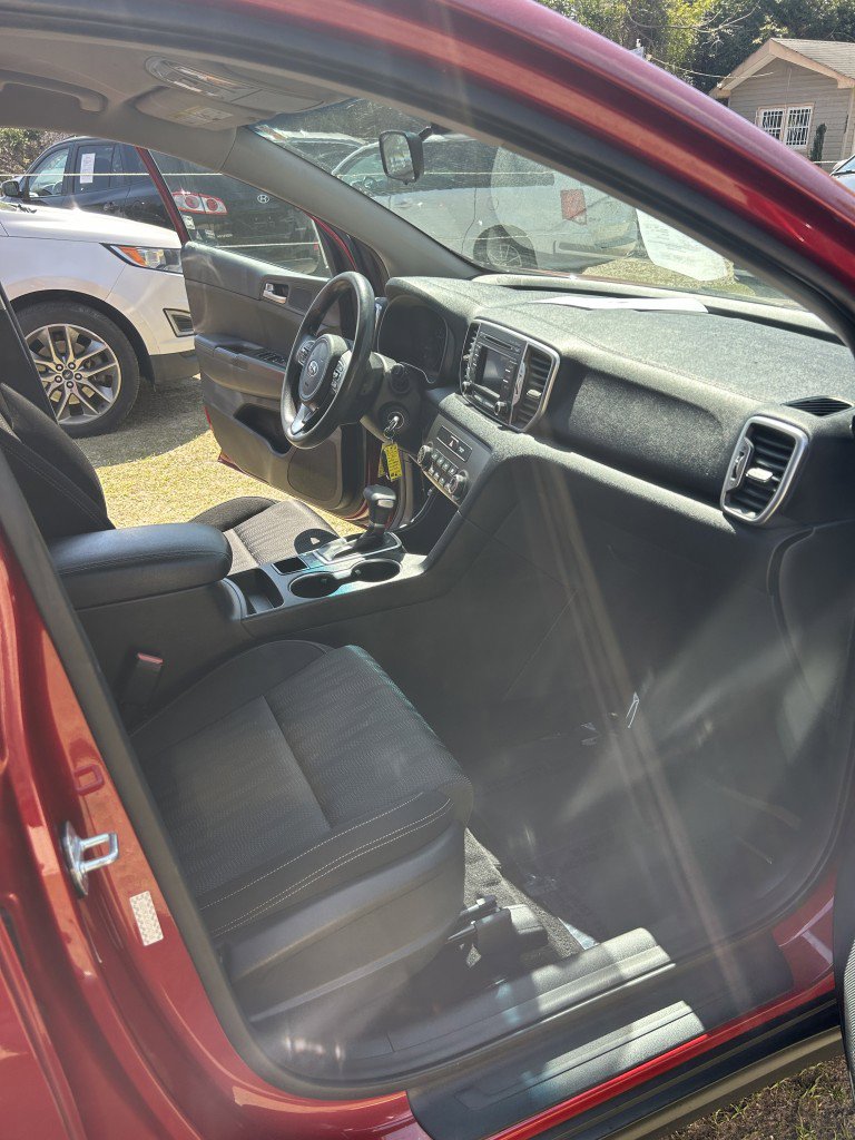 Used 2017 Kia Sportage LX AWD/4WD image 14