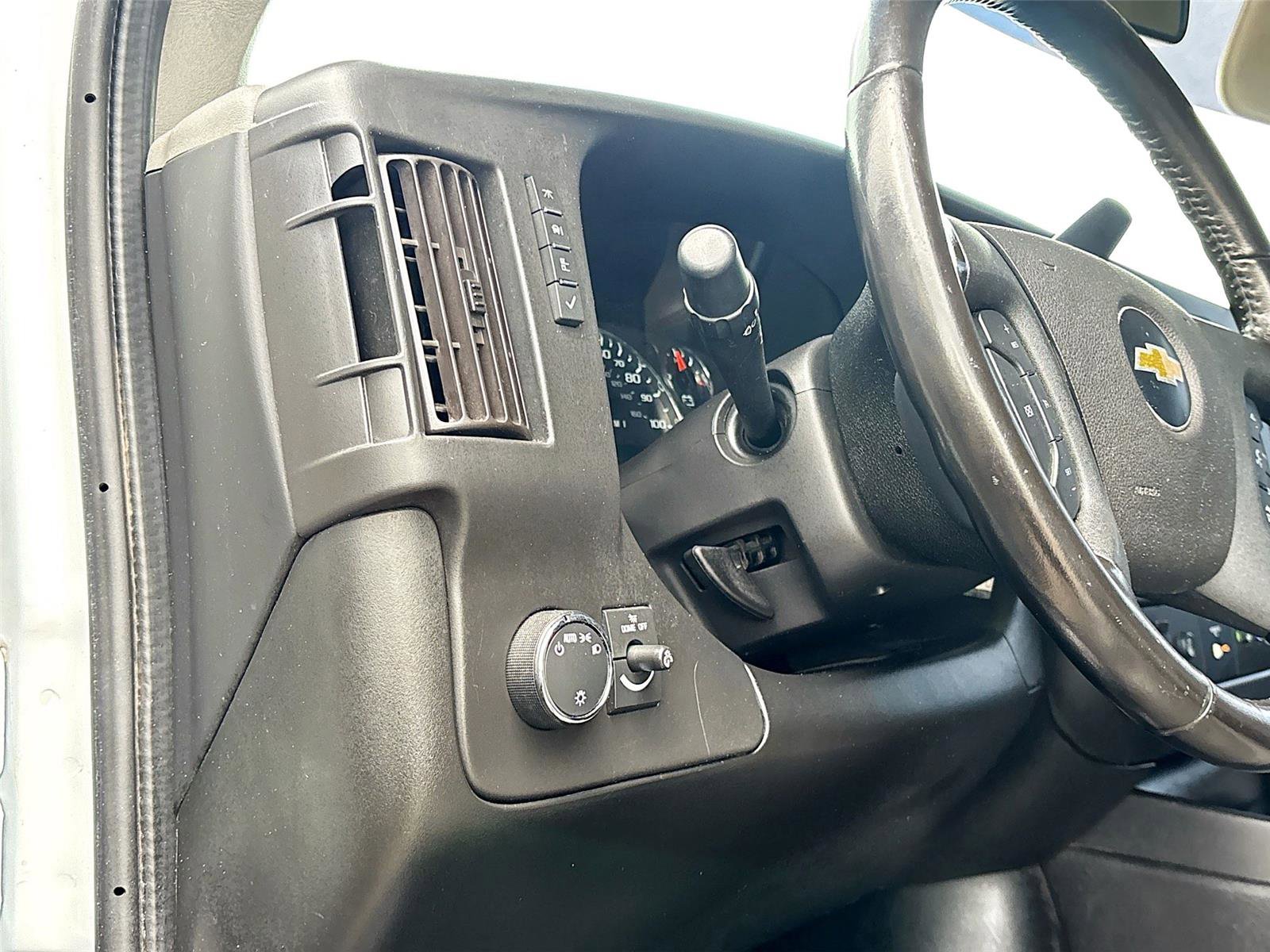 Used 2020 Chevrolet Express 2500 Extended w/ Communications Package image 10