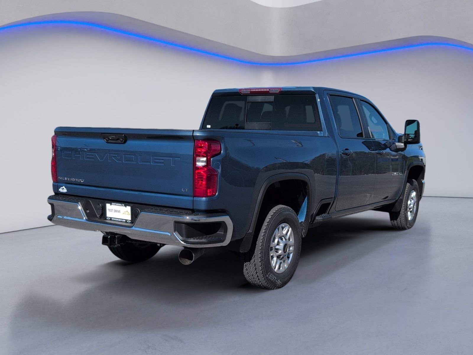 New 2026 Chevrolet Silverado 2500 LT w/ Leather Package AWD/4WD image 3