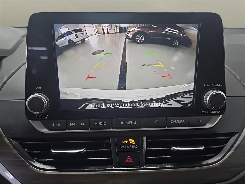 Used 2024 Nissan Altima 2.5 SV image 25