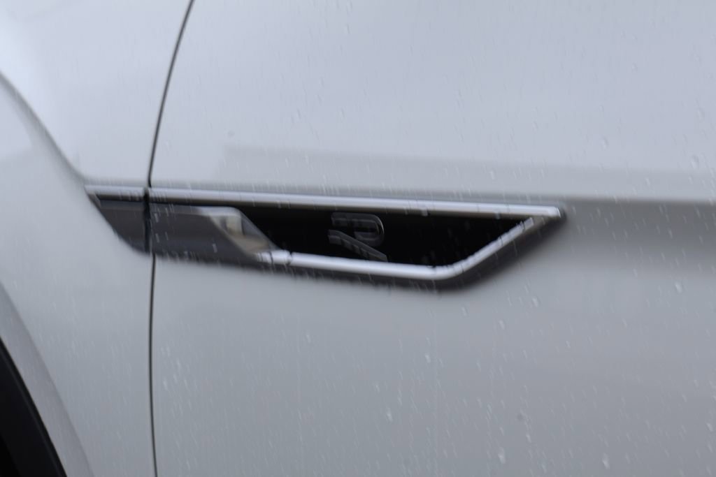 New 2026 Volkswagen Atlas SEL Premium R-Line image 24