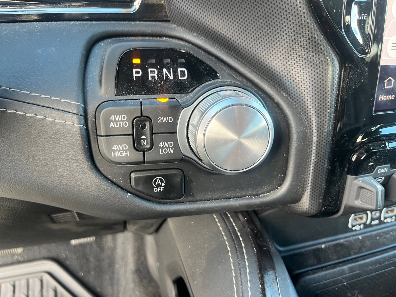 Used 2025 RAM 1500 Limited image 31