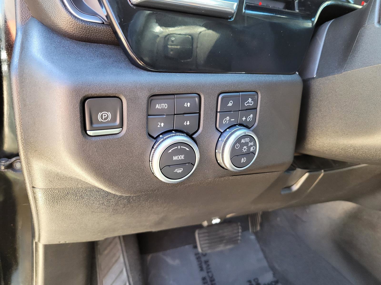 Used 2024 GMC Sierra 2500 SLT w/ Texas SLT Premium Package AWD/4WD image 23