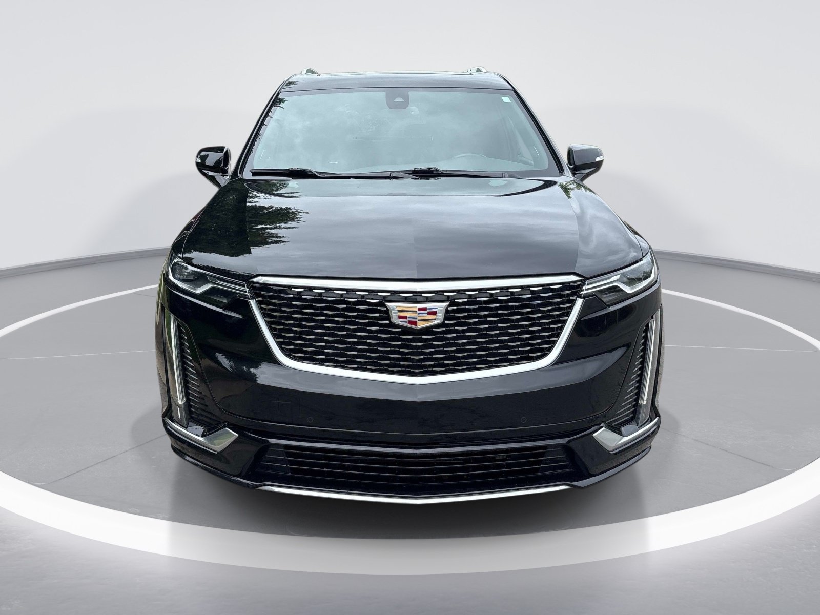 Used 2020 Cadillac XT6 Premium Luxury FWD image 2