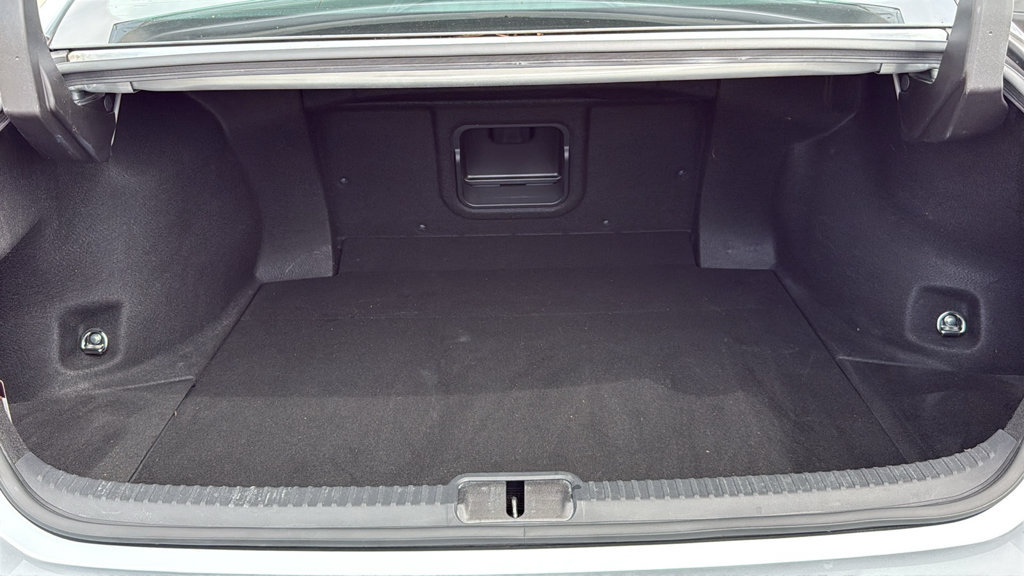 Used 2023 Lexus ES 300h w/ Premium Package FWD image 9