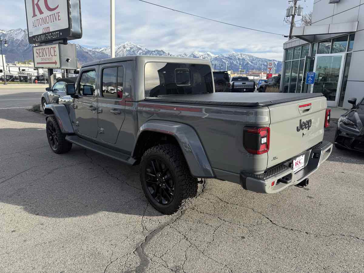Used 2022 Jeep Gladiator Overland image 8