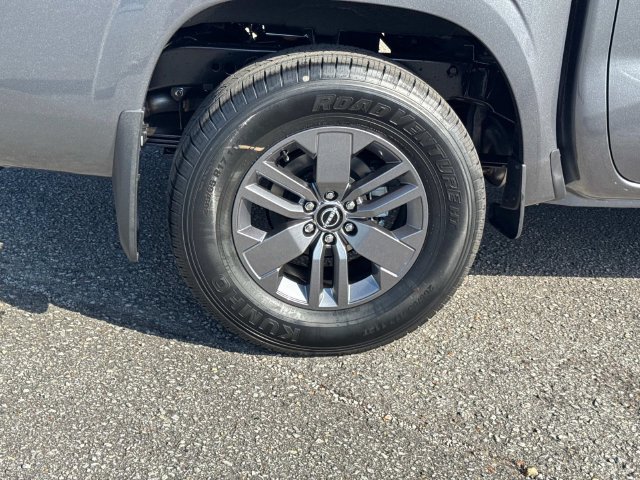New 2027 Nissan Frontier SV RWD image 11