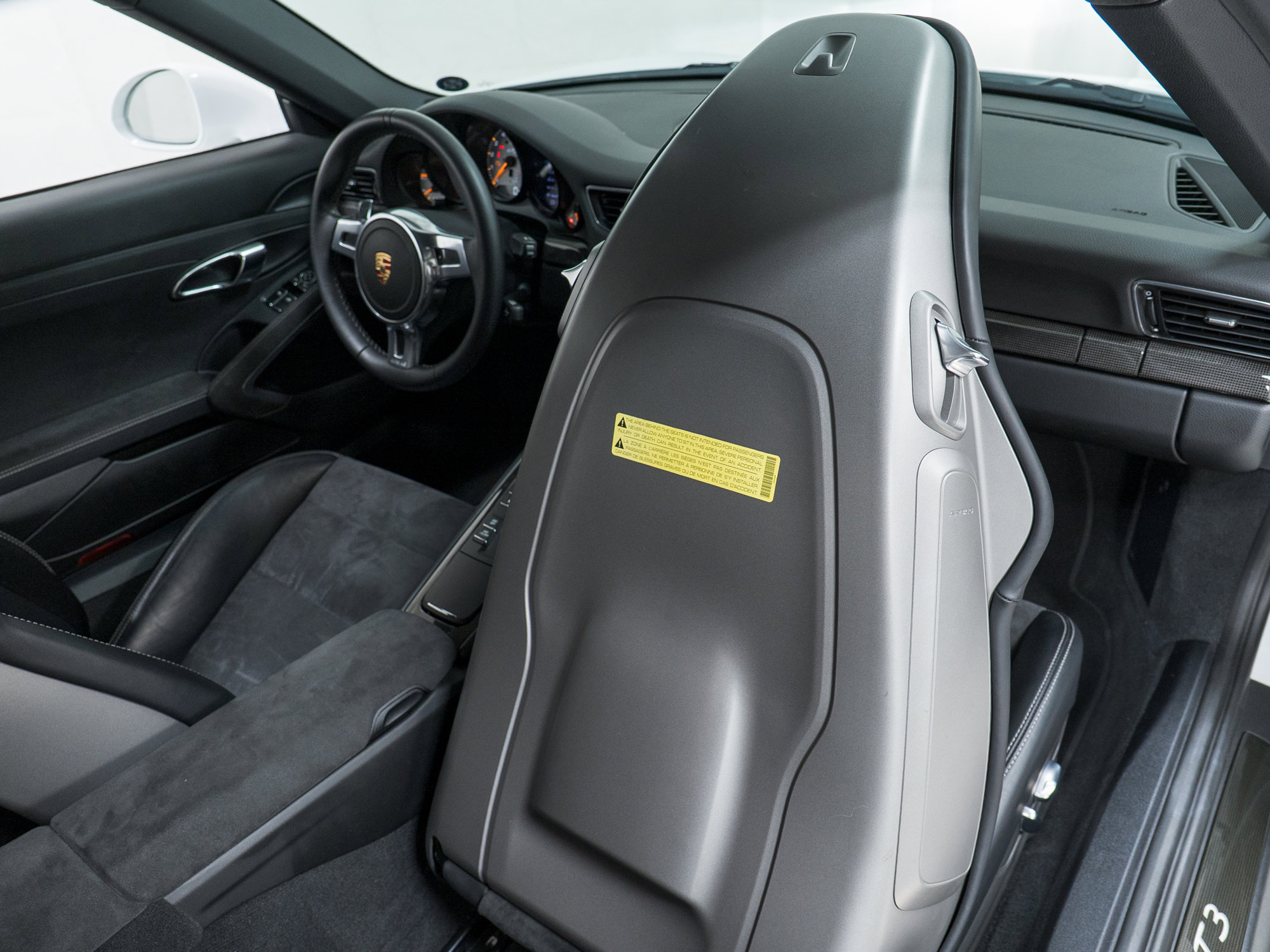 Certified 2014 Porsche 911 GT3 image 29