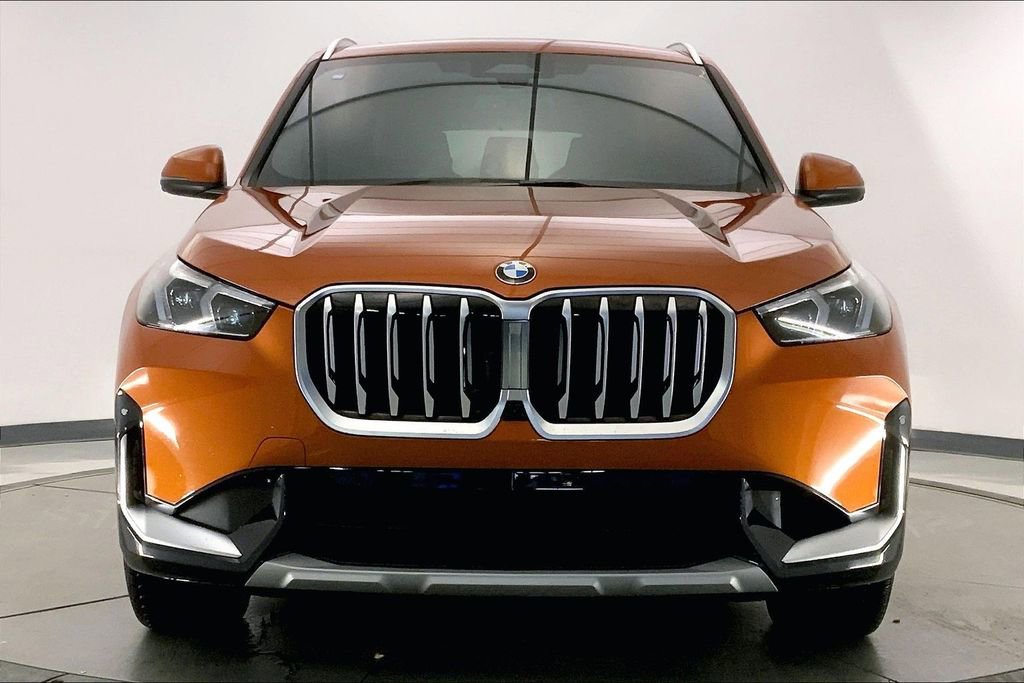 Certified 2025 BMW X1 xDrive28i AWD/4WD image 2