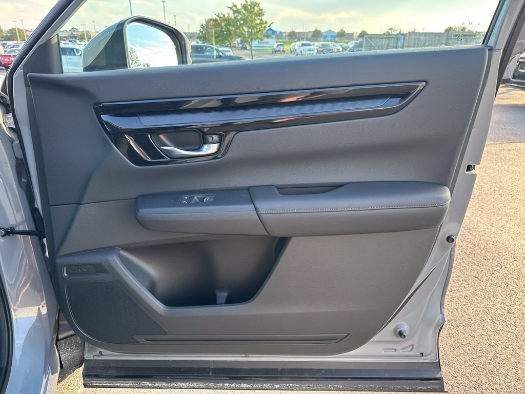 Certified 2025 Honda CR-V EX-L image 40