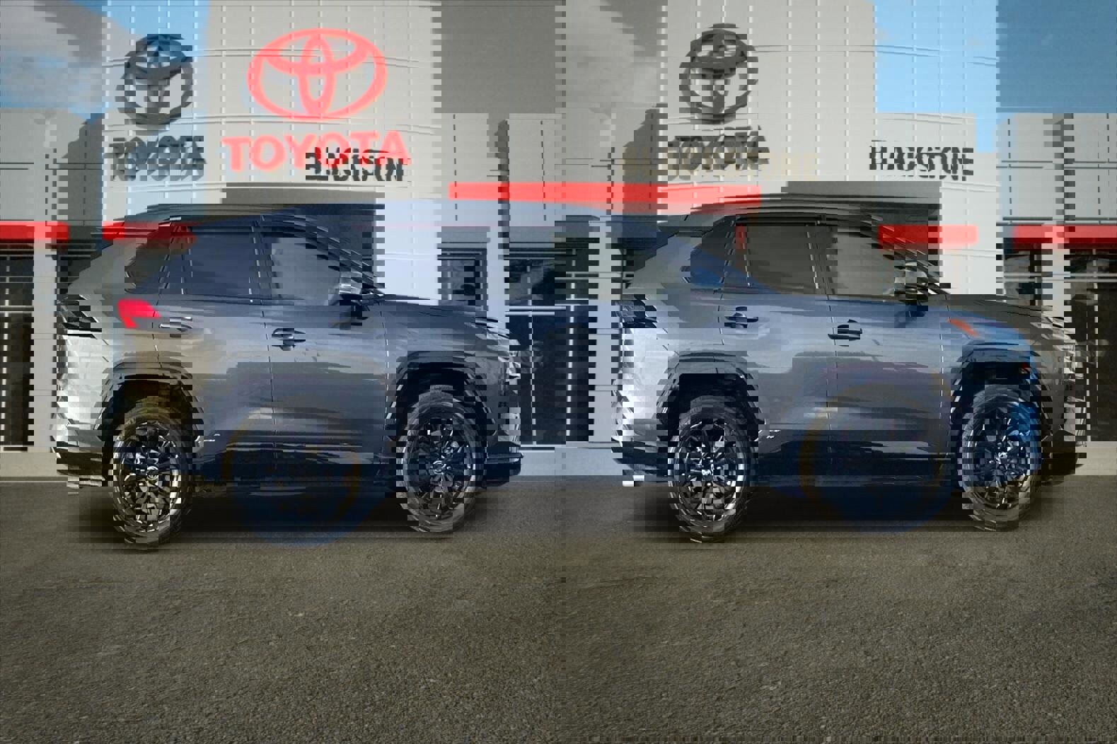 Certified 2023 Toyota RAV4 SE image 2
