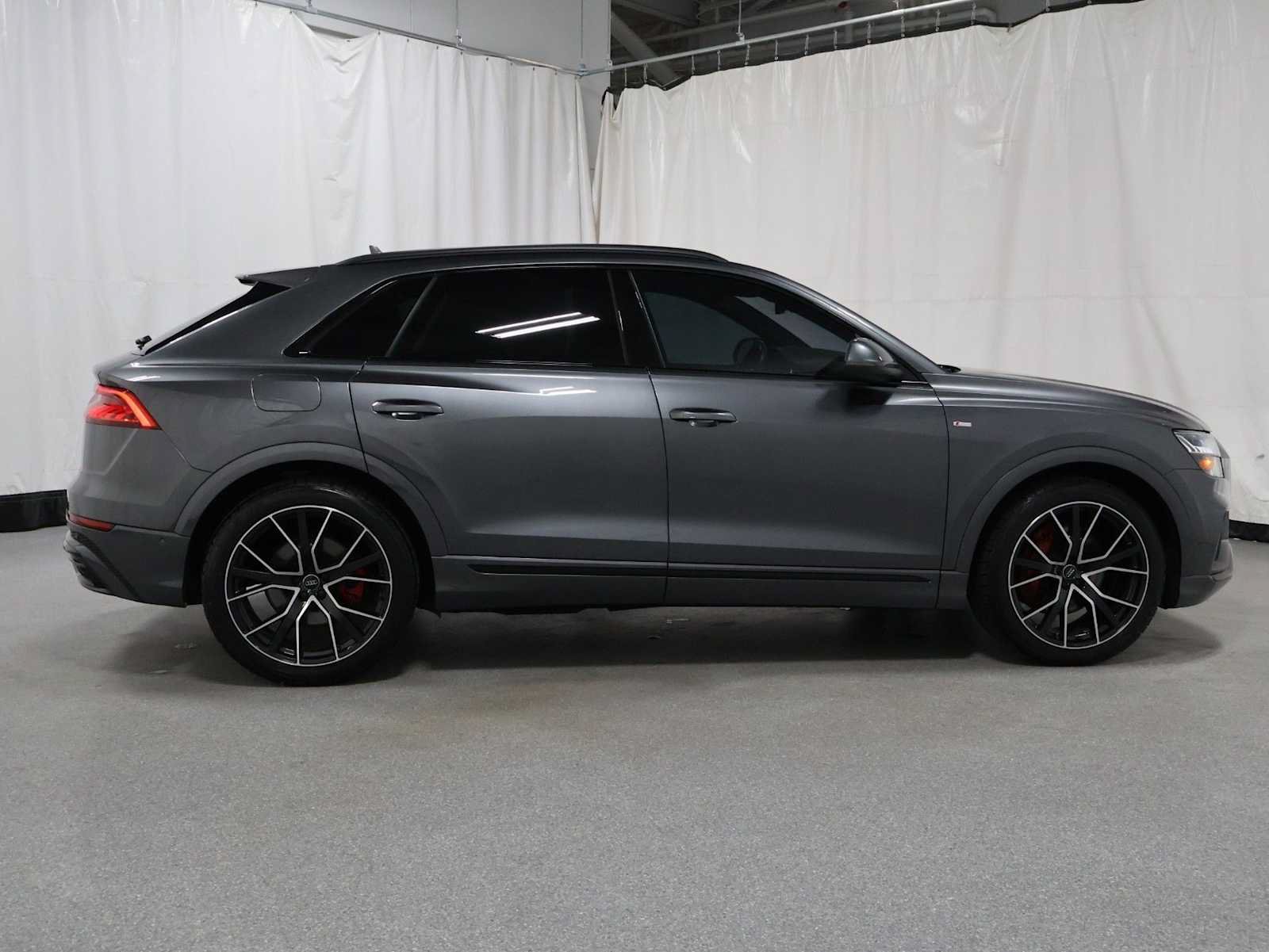 Used 2020 Audi Q8 Prestige w/ Prestige Package AWD/4WD image 10