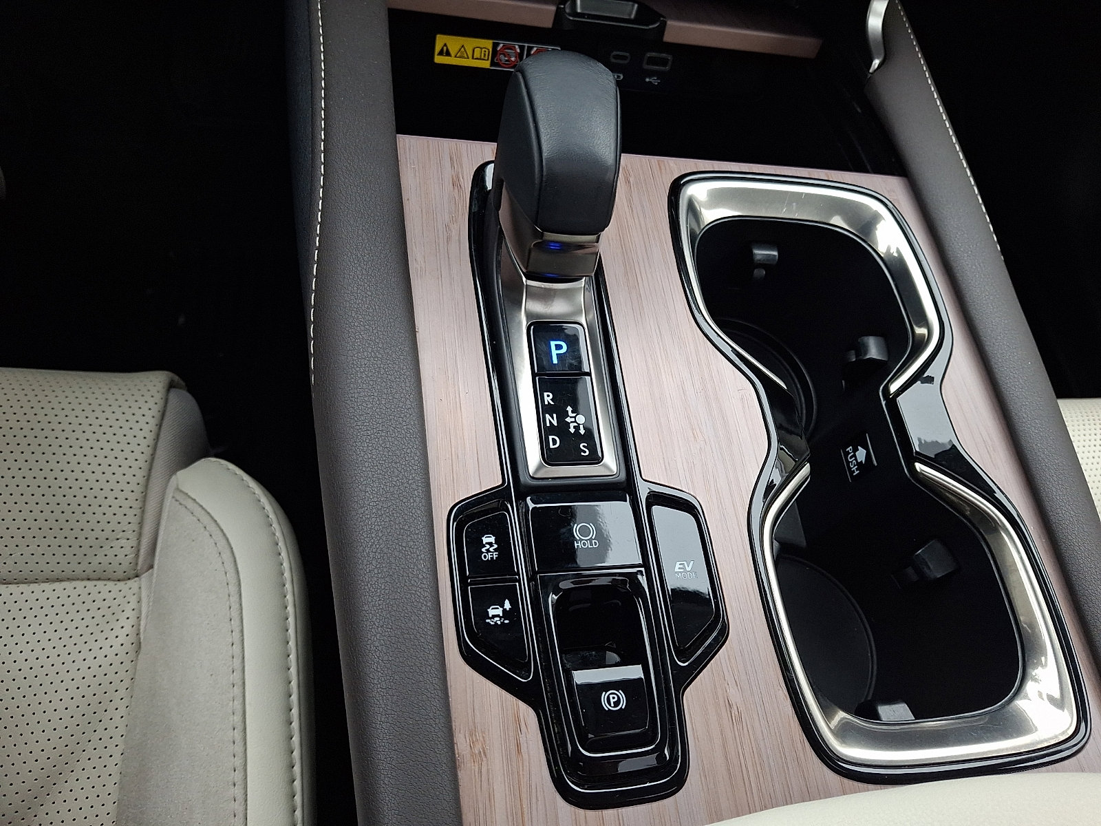 Certified 2023 Lexus RX 350 Premium w/ Accessory Package (Z1) image 16