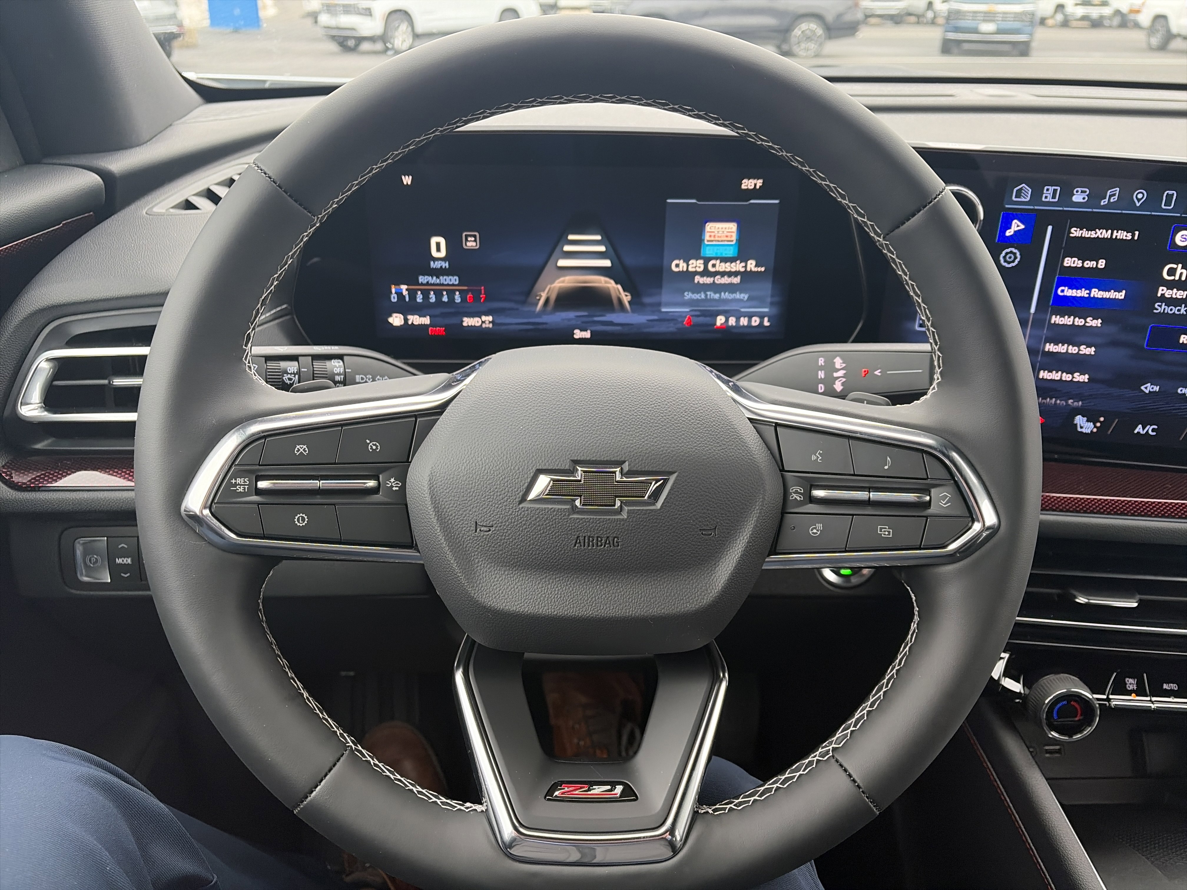 New 2026 Chevrolet Traverse Z71 w/ Driver Confidence Package image 21