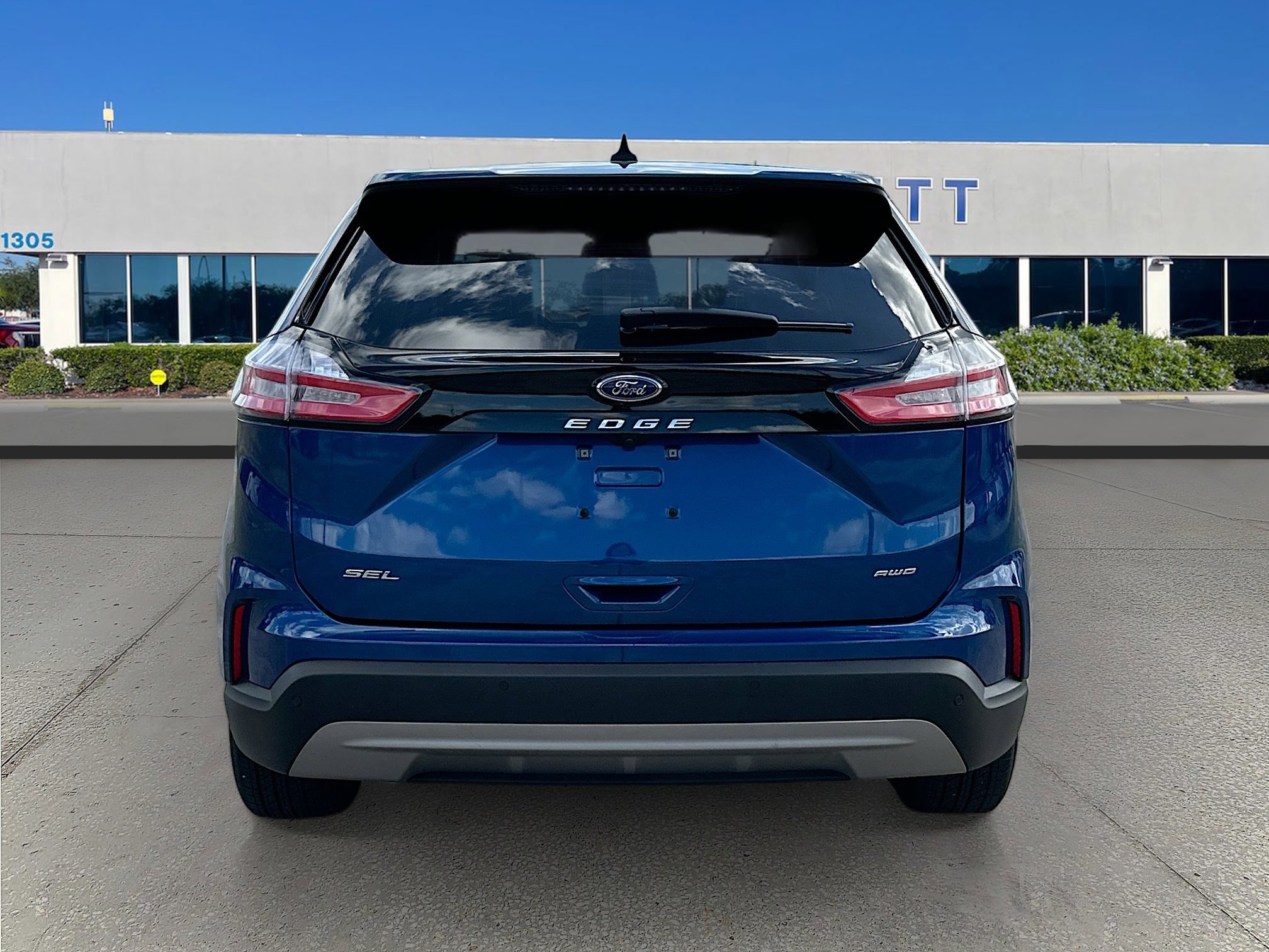 Certified 2024 Ford Edge SEL image 6