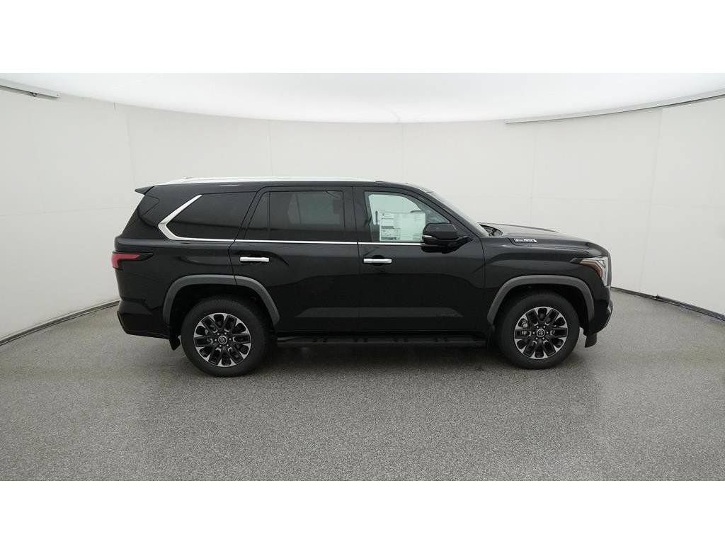 Used 2024 Toyota Sequoia Limited w/ Tow Technology Package AWD/4WD image 14