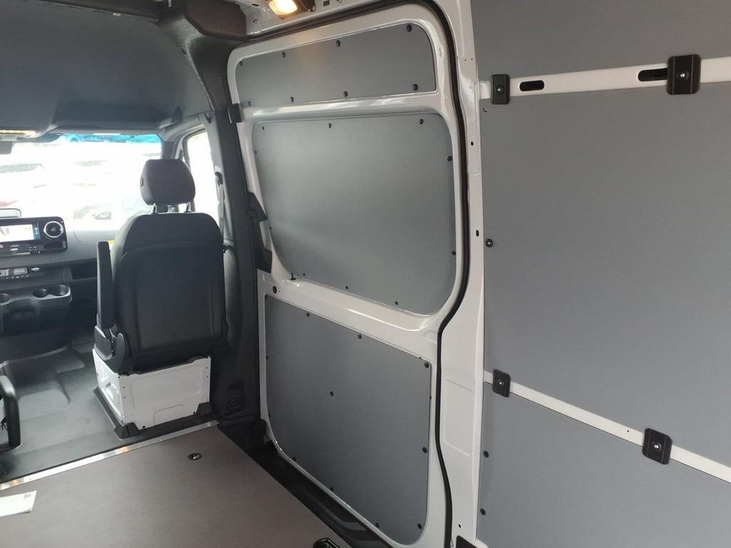 New 2026 Mercedes-Benz Sprinter 2500 image 26