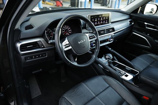 Used 2022 Kia Telluride EX w/ EX Premium Package image 18
