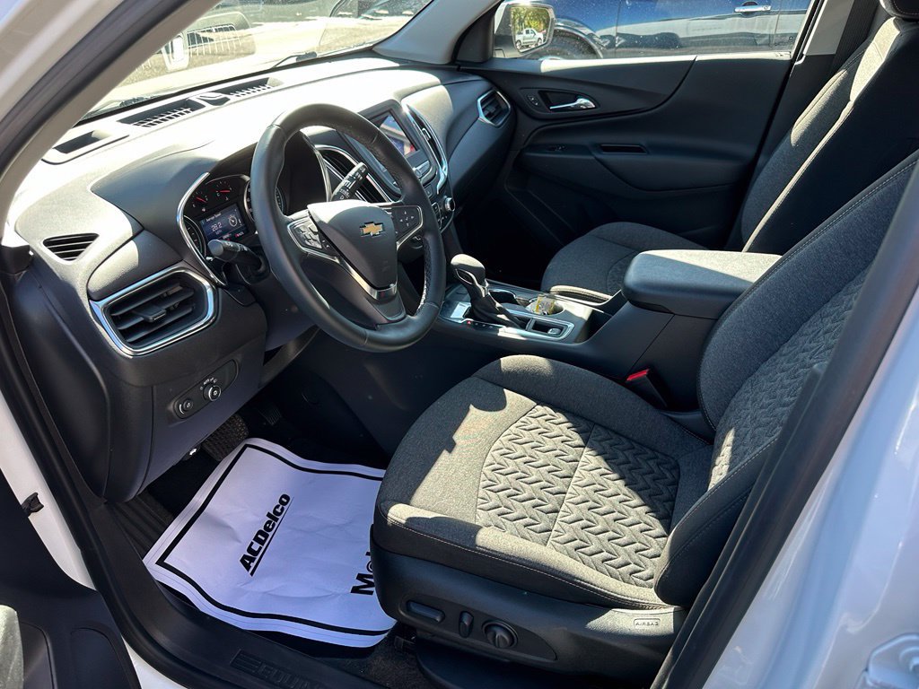 Used 2024 Chevrolet Equinox LT FWD image 10