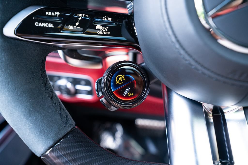 Used 2025 Mercedes-Benz G 63 AMG 4MATIC image 30