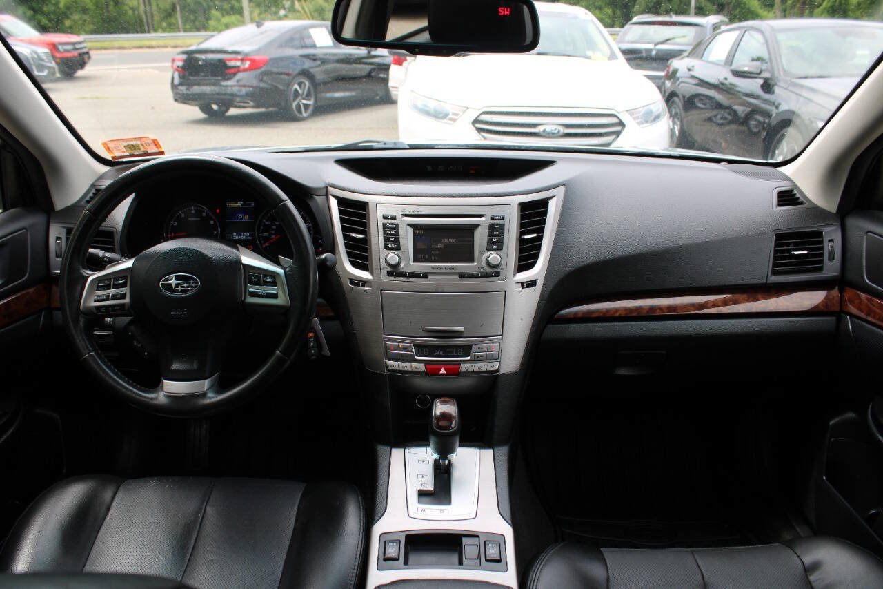 Used 2013 Subaru Legacy 2.5i Limited AWD/4WD image 31