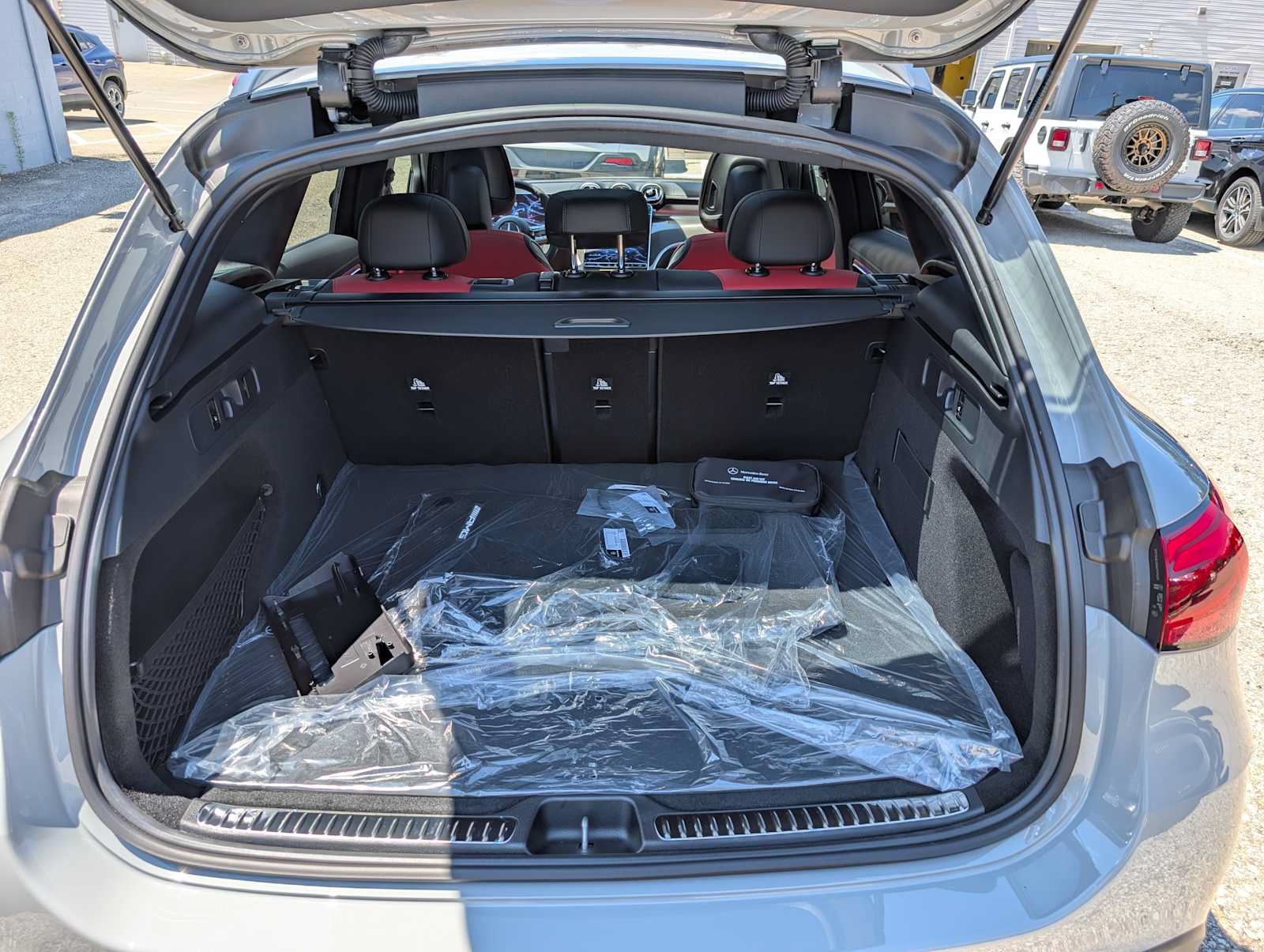New 2026 Mercedes-Benz GLC 300 4MATIC image 7