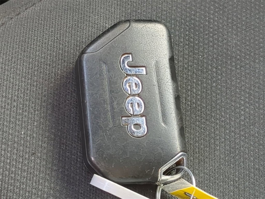 Used 2018 Jeep Wrangler Unlimited Sport image 26