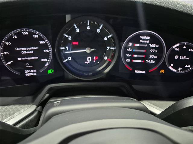 Used 2022 Porsche 911 Carrera RWD image 11