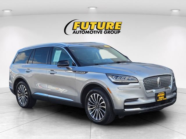 Used 2022 Lincoln Aviator Reserve w/ Equipment Group 201A AWD/4WD image 8