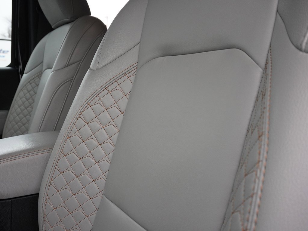 Used 2021 Jeep Wrangler Unlimited Sahara image 33