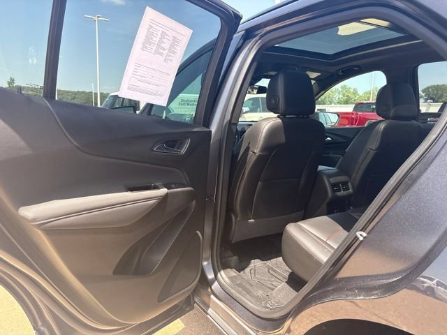 Used 2022 Chevrolet Equinox RS w/ RS Leather Package AWD/4WD image 32