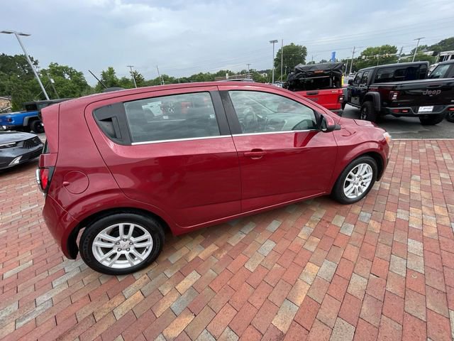 Used 2016 Chevrolet Sonic LT w/ Fun and Sun Package FWD image 37