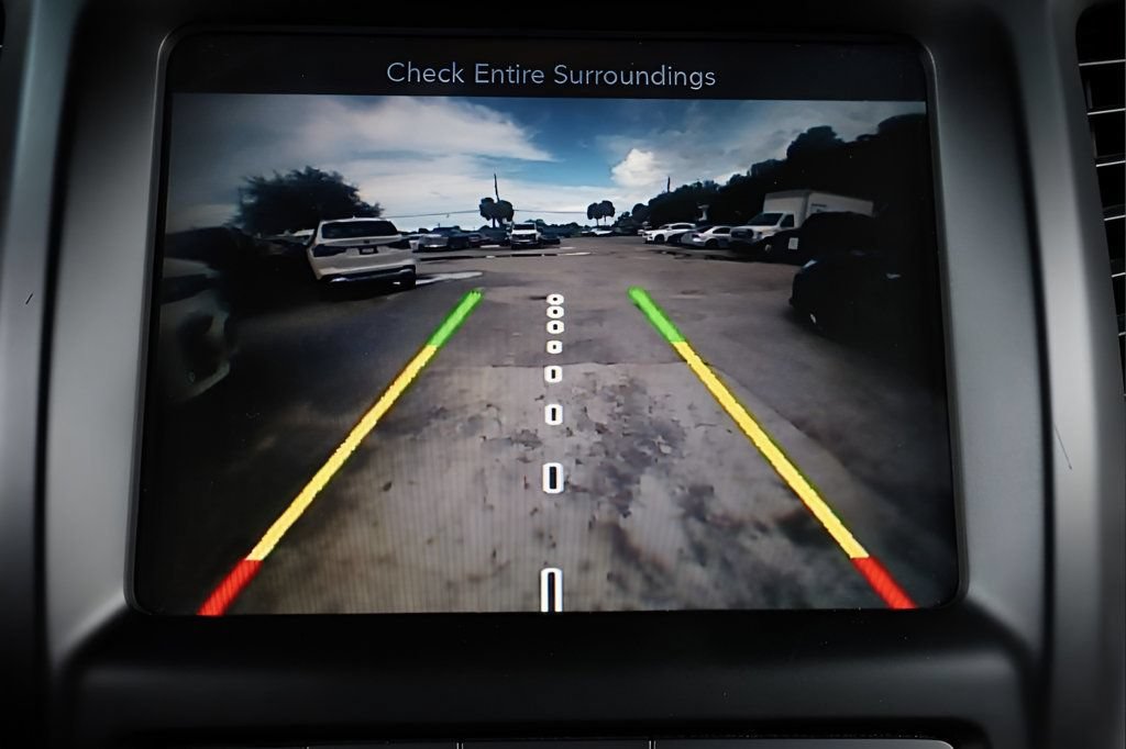 Used 2018 Jeep Cherokee Limited FWD image 29