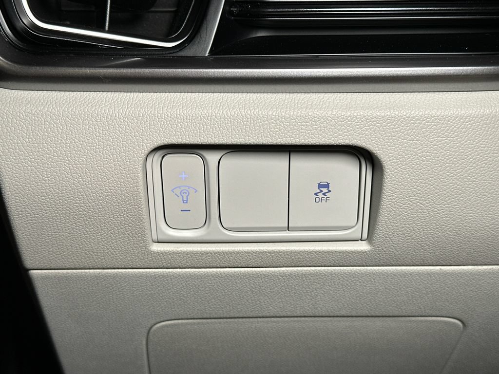 Used 2025 Kia Sorento S w/ Panoramic Sunroof Package FWD image 26