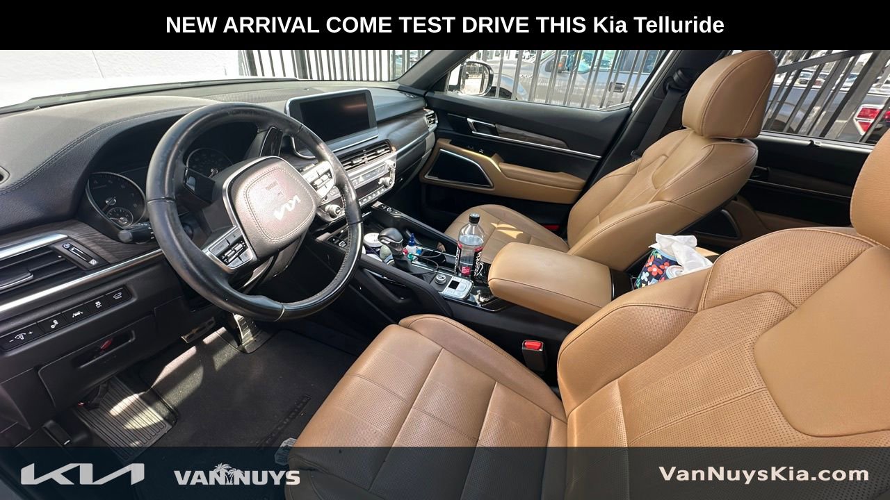 Used 2022 Kia Telluride SX w/ Towing Package image 3