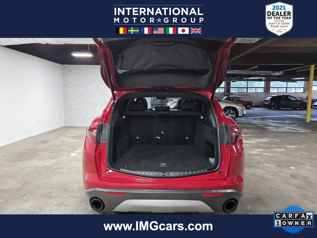 Used 2022 Alfa Romeo Stelvio Ti image 45