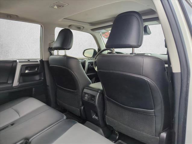 Used 2022 Toyota 4Runner SR5 Premium w/ Moonroof Package AWD/4WD image 22