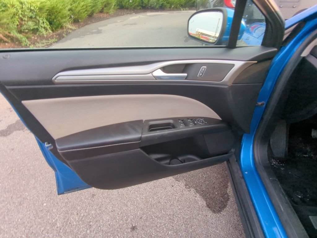 Used 2020 Ford Fusion S FWD image 8