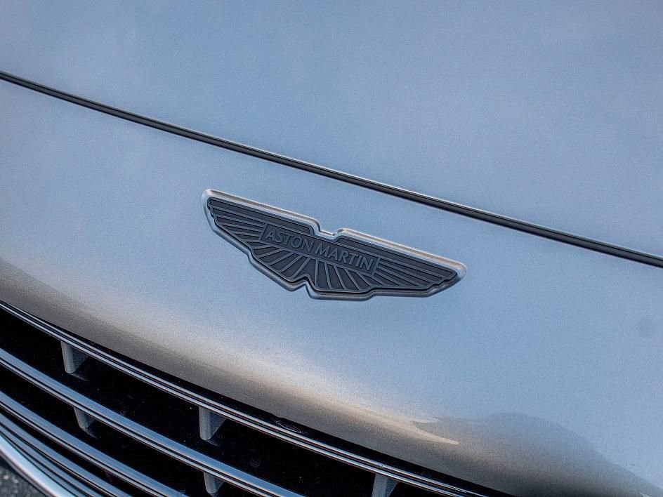 Used 2025 Aston Martin DBX 707 image 9