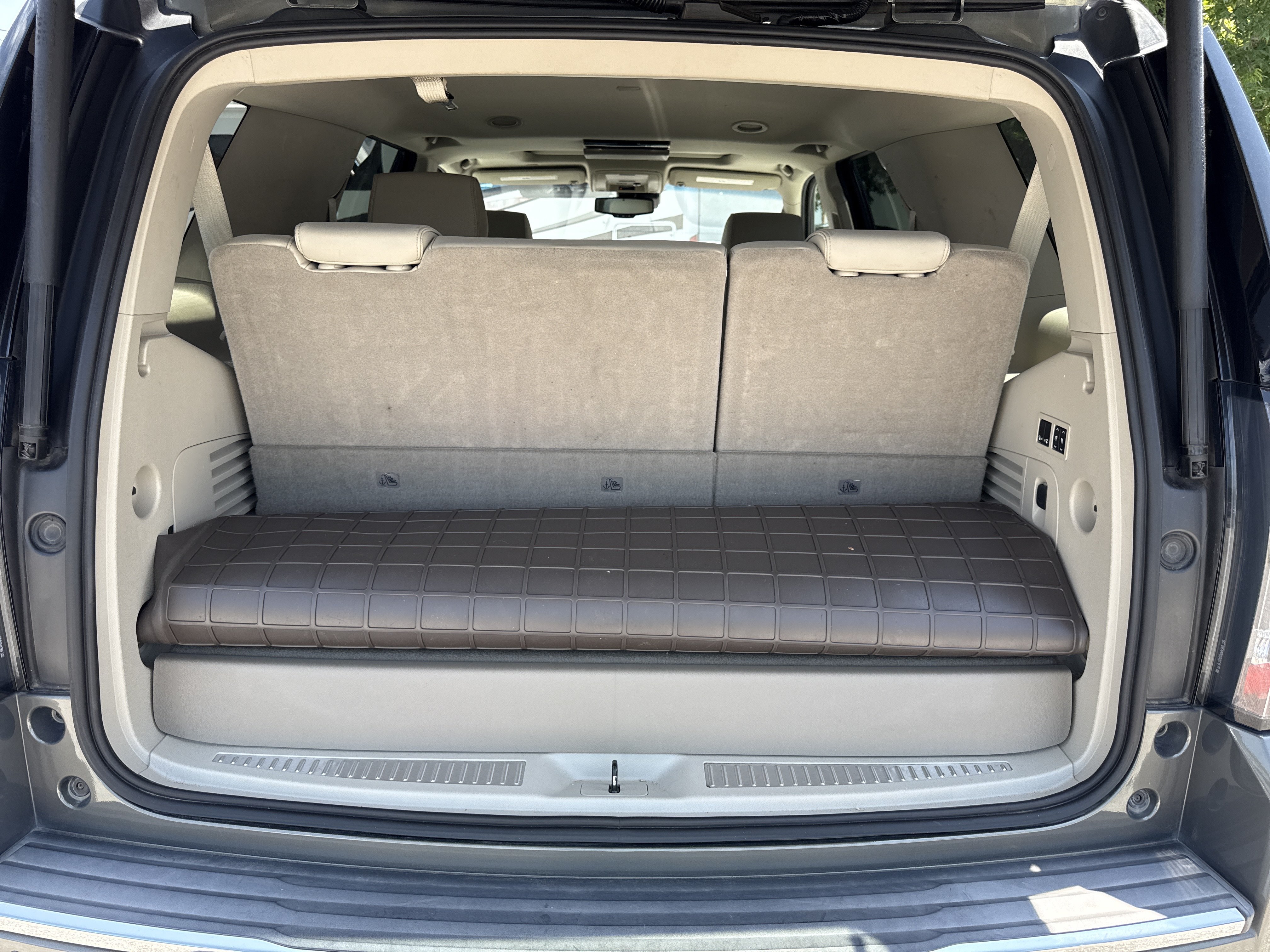 Used 2017 GMC Yukon Denali w/ Open Road Package RWD image 40