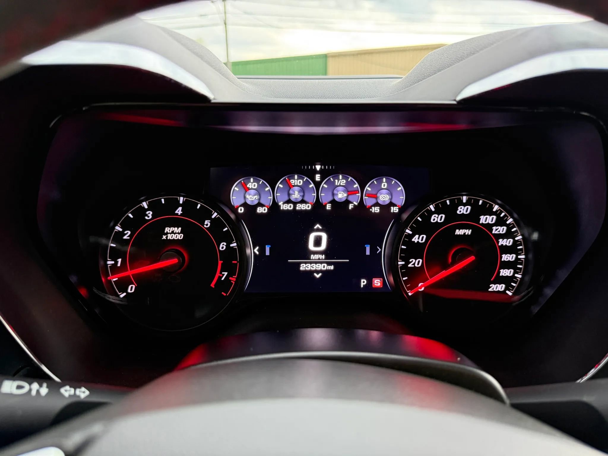 Used 2020 Chevrolet Camaro ZL1 RWD image 28