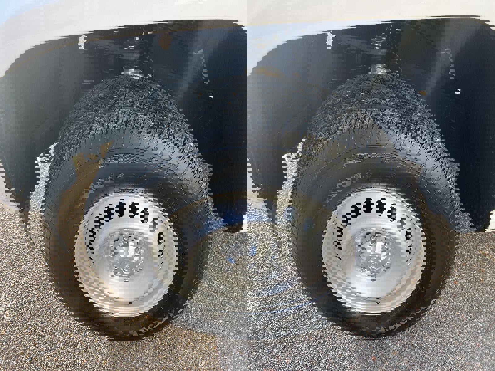 Used 2025 Toyota Tacoma SR w/ Towing Package image 8