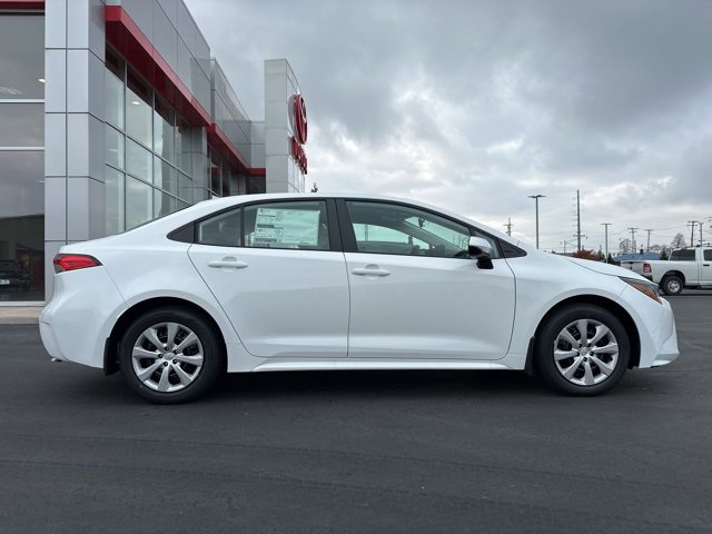 New 2026 Toyota Corolla LE image 8