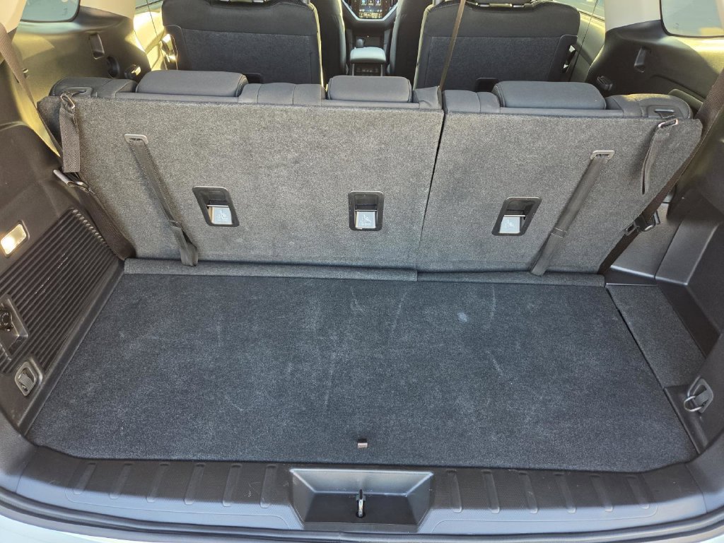 Certified 2025 Subaru Ascent Premium AWD/4WD image 10