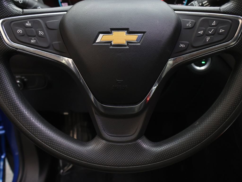 Used 2019 Chevrolet Equinox LS FWD image 18