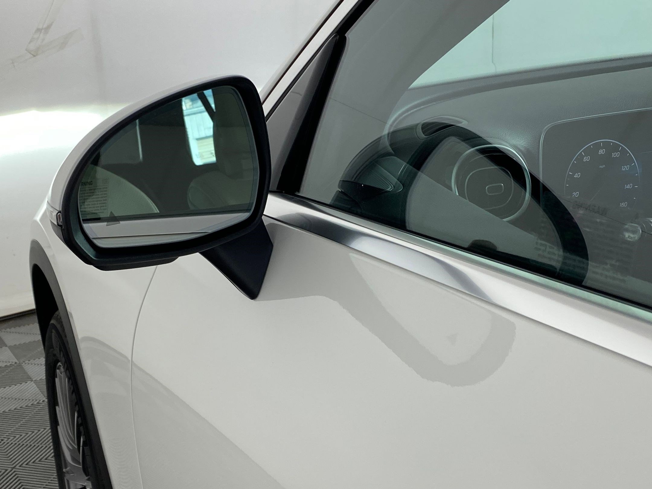 Used 2026 Mercedes-Benz GLC 300 4MATIC image 22