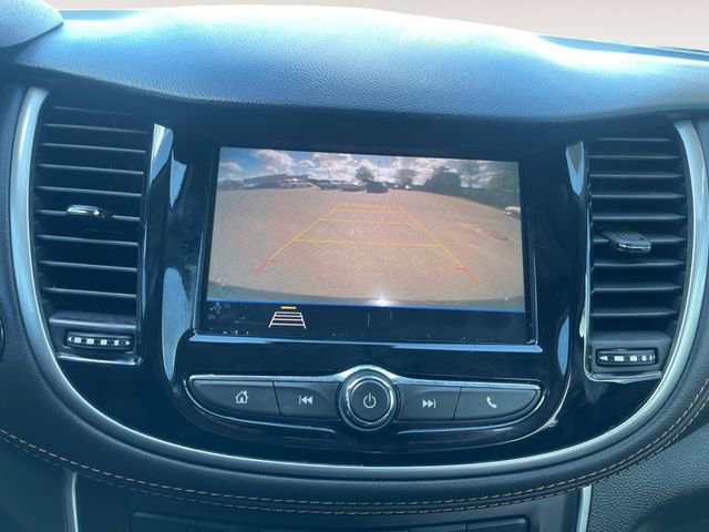 Used 2022 Chevrolet Trax LT w/ LT Convenience Package FWD image 19