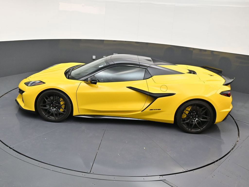 Used 2026 Chevrolet Corvette Z06 image 13